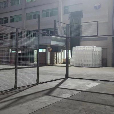 Guter Preis Einfache Installation grüner synthetischer Padel-Tennisplatz mit glatter Oberfläche online