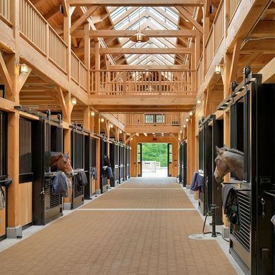 Aufbereiteter schwarzer SBR-Gummibodenbelag Mat Fire Proof Wear Resistant