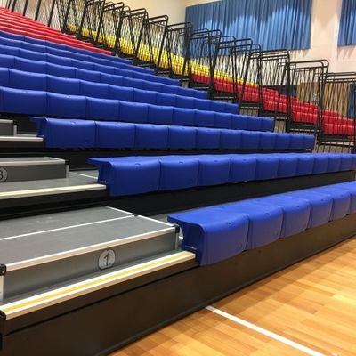 Front Mounted Retractable Bleacher Seating für Auditoriums-Kino-Stadion