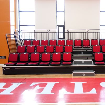 Guter Preis Alternde feuerfeste einziehbare Bleacher-Antisitzplätze für Stadions-Haupttribüne online