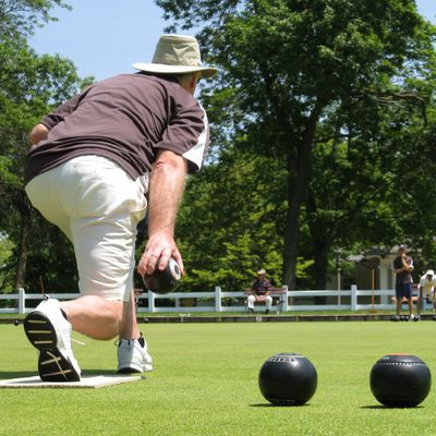 Guter Preis Grüner Astro-Rasen-künstliches Gras, 20mm Chemiefasergewebe-Landschaftsgras für Tennisplatz online