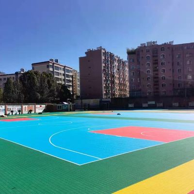 High Impact 15mm Dicke Sechseckoberfläche PP Fliesen Sportboden Verzahnung Sportboden