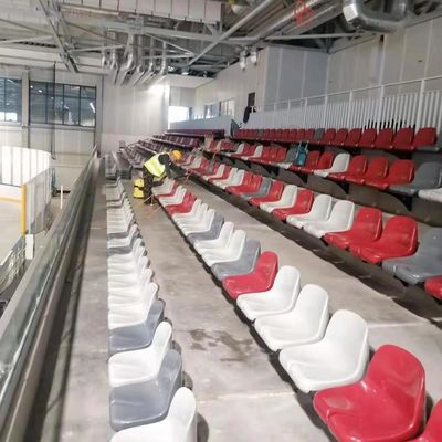 Guter Preis Kundengerechte Farbplastikstadions-Sitzplätze für Fußball-Haupttribünen online
