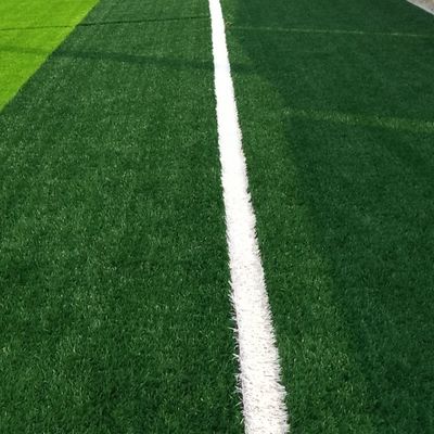 Guter Preis PE PP Kunstgras Polyethylen und Polypropylen Garne 30 mm Grashöhe online