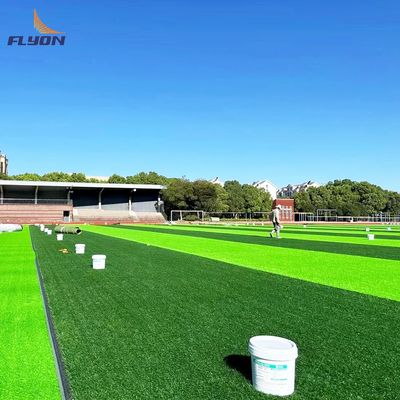 Guter Preis Kunstgras mit einer Dichte von 16000 für Sportplätze online