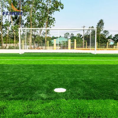 Guter Preis Kunstgrasgarne für Fußballfelder online