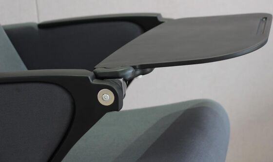 Guter Preis Schmutzabweisende, pflegeleichte, moderne Theatersitze für Auditorien und Theater online